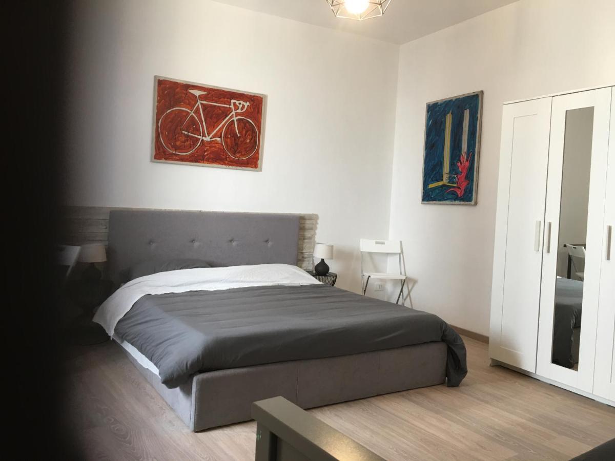 شقة La Casa Nell'Antico Cortile كاتانيا المظهر الخارجي الصورة